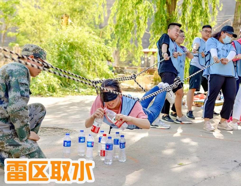 雷区取水 | 惊险一刻